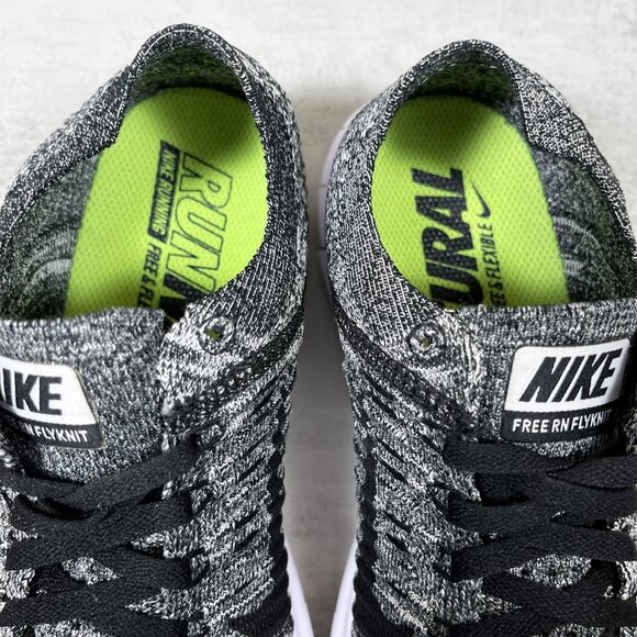 Nike Free RN Flyknit Running Shoes - Men's Size 8 - Oreo Black White - Picture 8 of 10